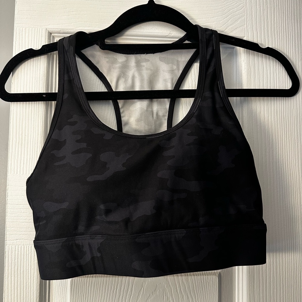 Fabletics Camo Bra with phone pocket. Small.